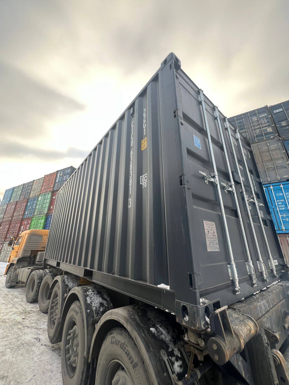 Морской контейнер CICU6383813